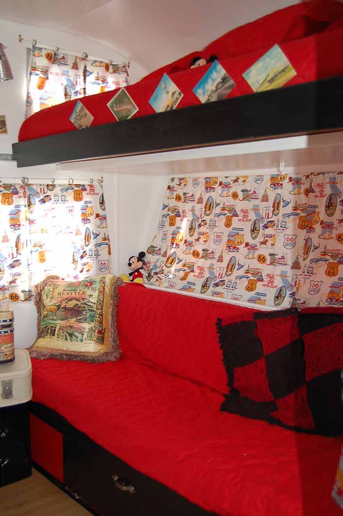 Upper and lower beds in an Aladdin Sultans Castle model Trailer